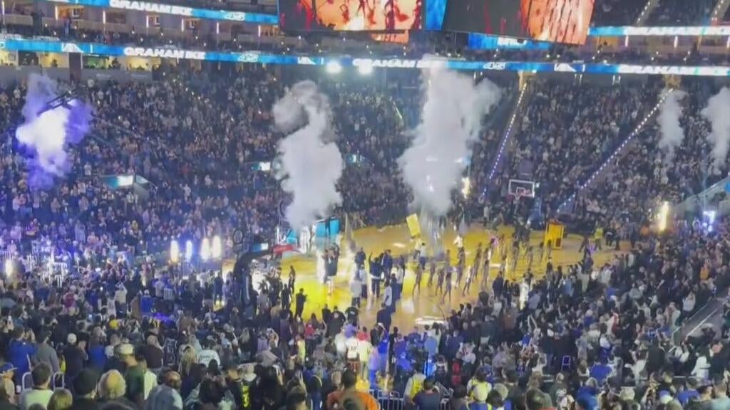 Warriors fans pack Chase Center for home opener with championship hopes — CBS Bay Area (KPIX), Washington DC Health news